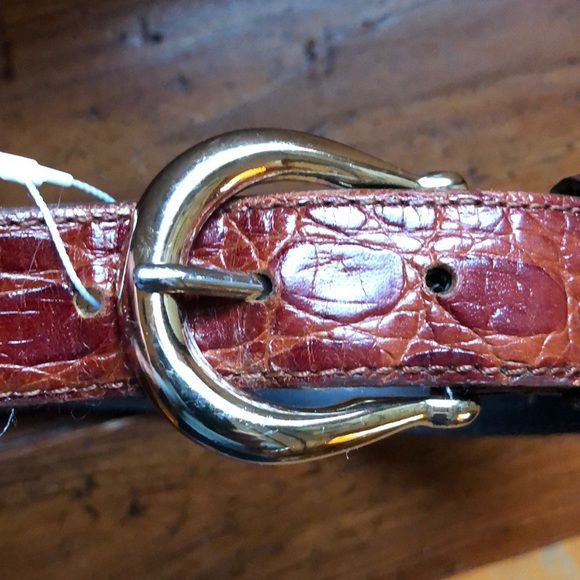 Vtg LIZ CLAIBORNE Size Medium Brown Belt CROCODILE embossed Gold Logo Academia - Picture 3 of 8
